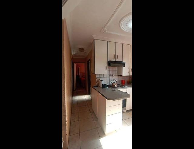3 BEDROOM HOUSE FOR SALE IN RABIE RIDGE